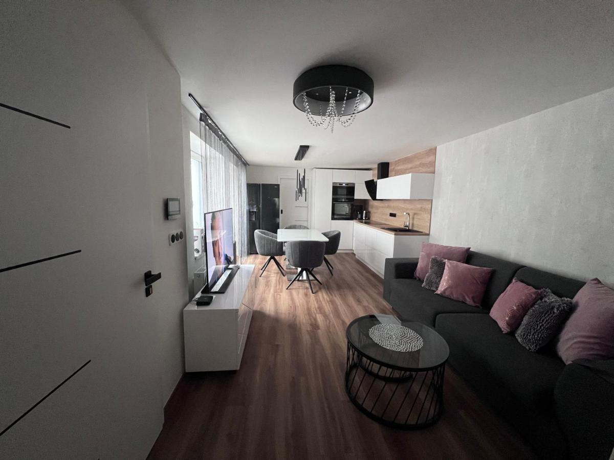 Elizabeth'S Apartments Velké Pavlovice エクステリア 写真